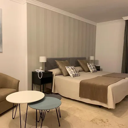 Apartahotel Benabola Hotel&suites Marbella