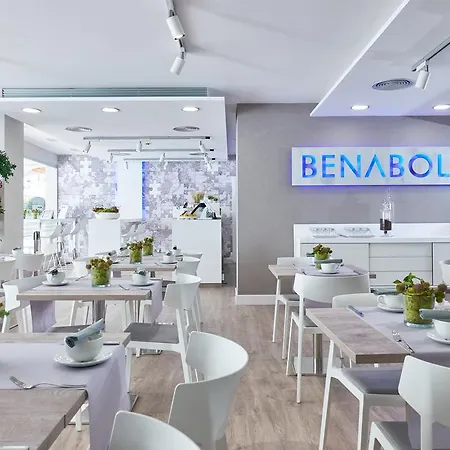 Apartahotel Benabola Hotel&suites