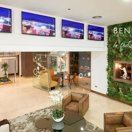 Apartahotel Benabola Hotel&suites