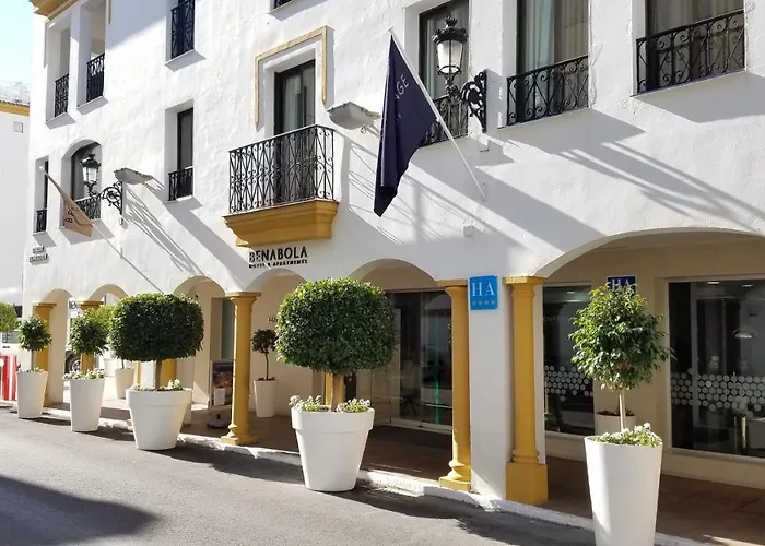 Benabola & 4* Marbella